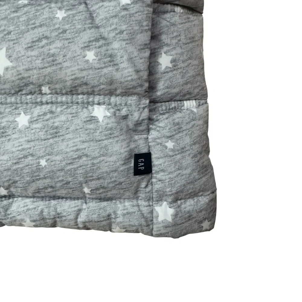 GAP Kids Silver Gray Puffer Vest with White Stars, XL, 12